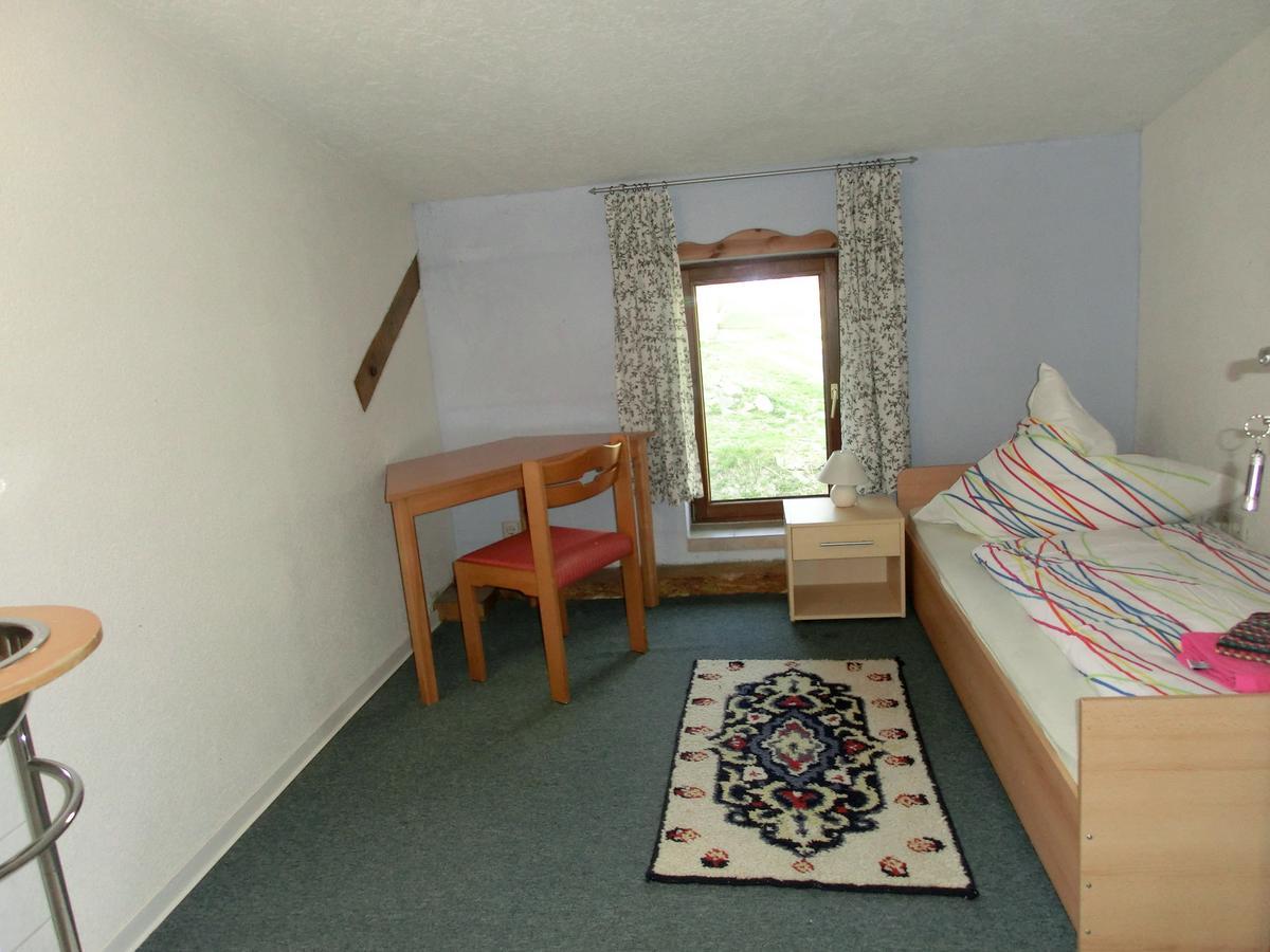 Domane Neu Gaarz Hostel الغرفة الصورة